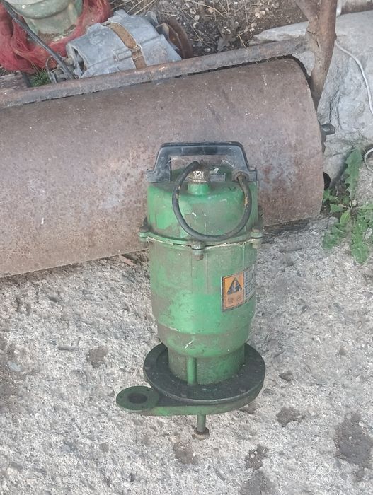 Водяные насосы .