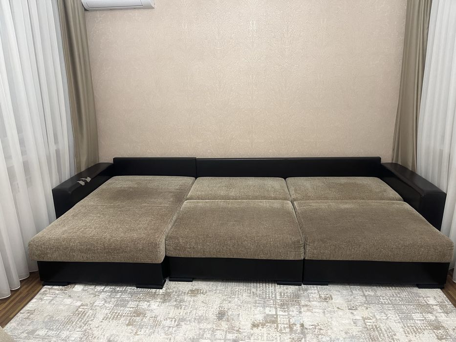 Продается диван в хорошем состоянии