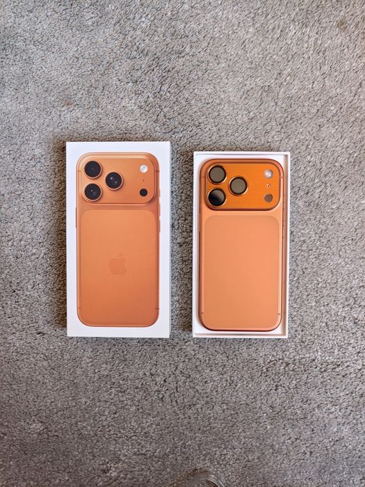 Vând iPhone 17 Pro Orange, 256Gb , baterie 100% , 19 cicluri , liber de orice rețea