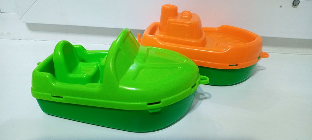 Лодка, кораблик для купания