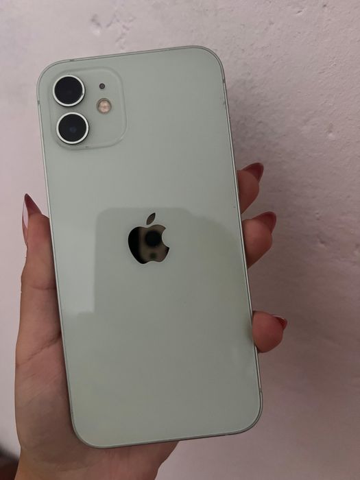 Айфон 12