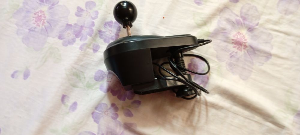 Игровой руль для гонок с педалями и виброотдачей Artplays v-1600 pro