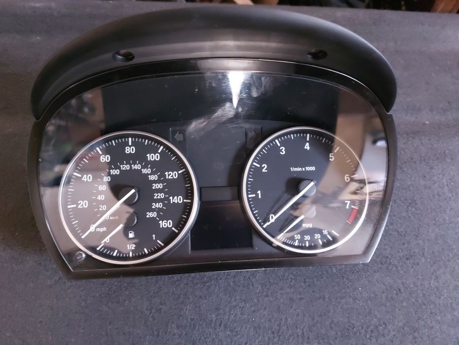 Табло ( километраж ) БМВ Е90 Е91 / BMW E90 E91