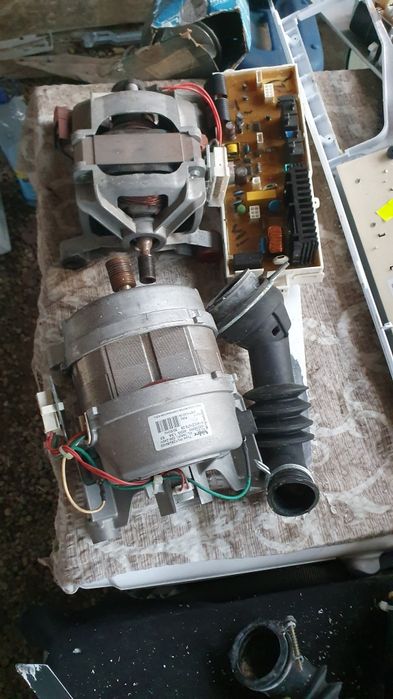 Motoarele mașini de spălat rufe