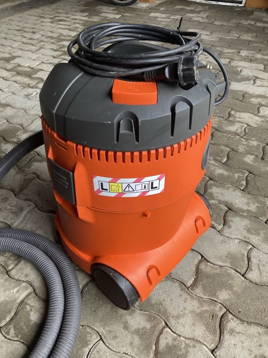 Aspirator profesional Husqvarna