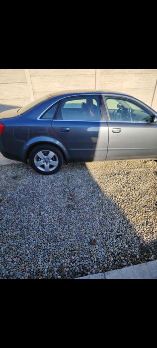 Vând Audi a4b6 2.0 benzina 2002