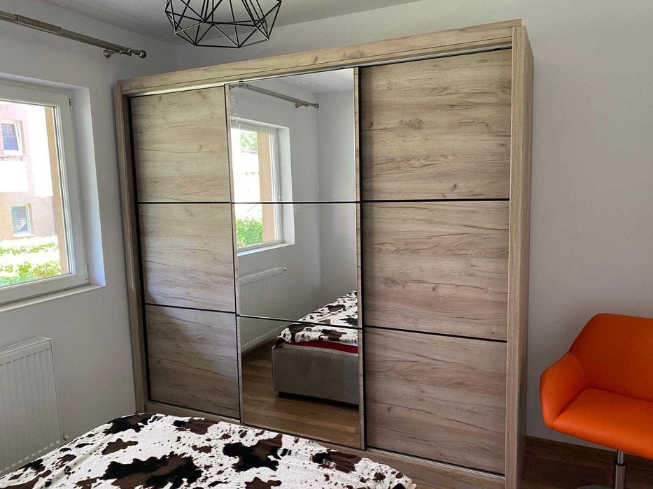 Dau in chirie ap 3 camere cu gradina zona VIVO