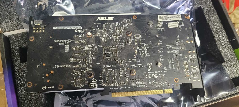 Placa video ASUS GeForce GTX 1060 Dual OC 3 GB GDDR5 192-bit