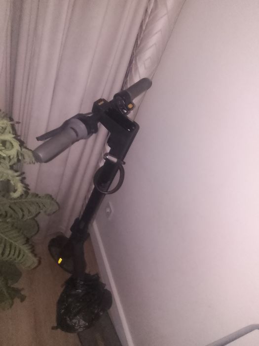 Электросамокат ninebot