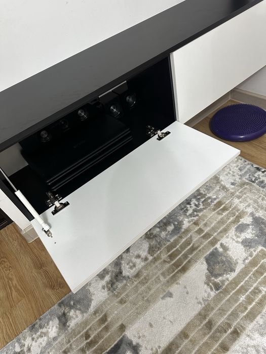 Продам красивую тв тумбу