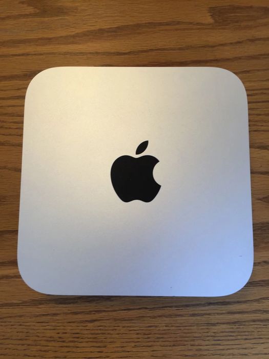 Mac mini M1 8gb ram 256gb SSD