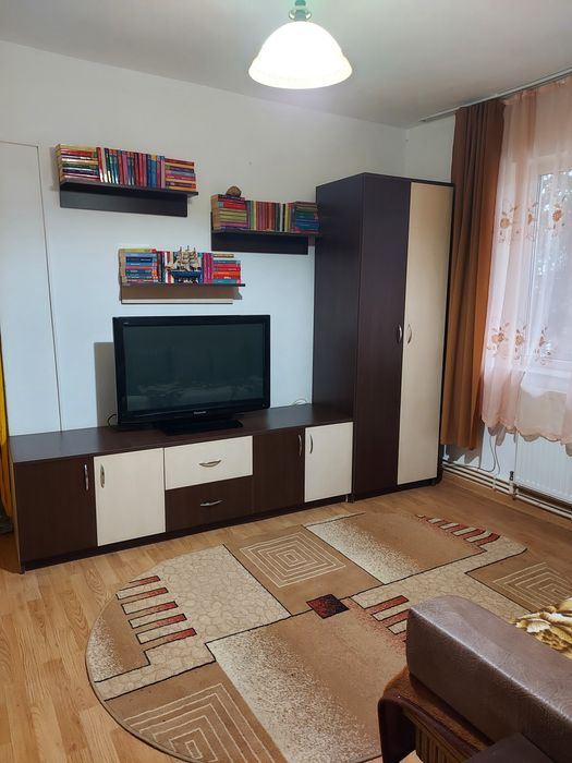 Apartament de inchiriat