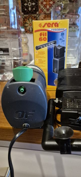 Acvariu 37 l +stand+ accesorii (folosite)