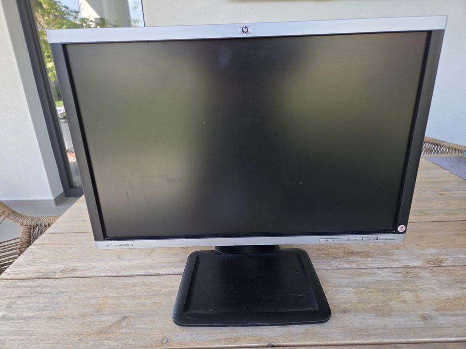 Monitor hp LA2205wg
