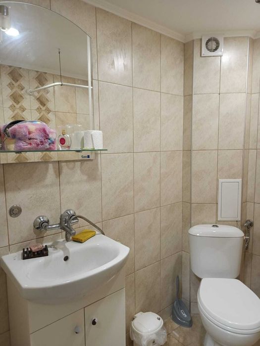 Помещение 25кв.м. под наем в центъра на Варна