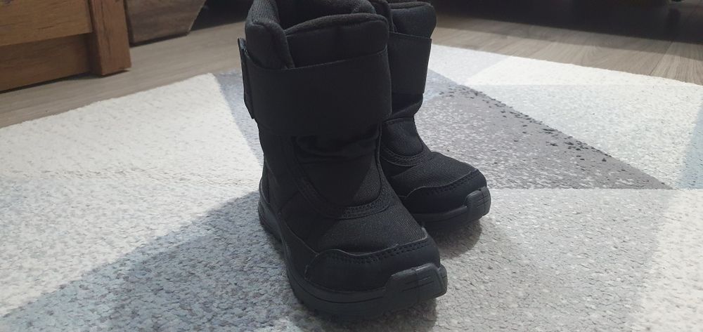 Ghete băieței Decathlon masura 24 purtate o singura o data