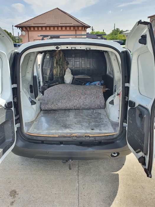 Vand Dacia Logan VAN 2012 impecabil