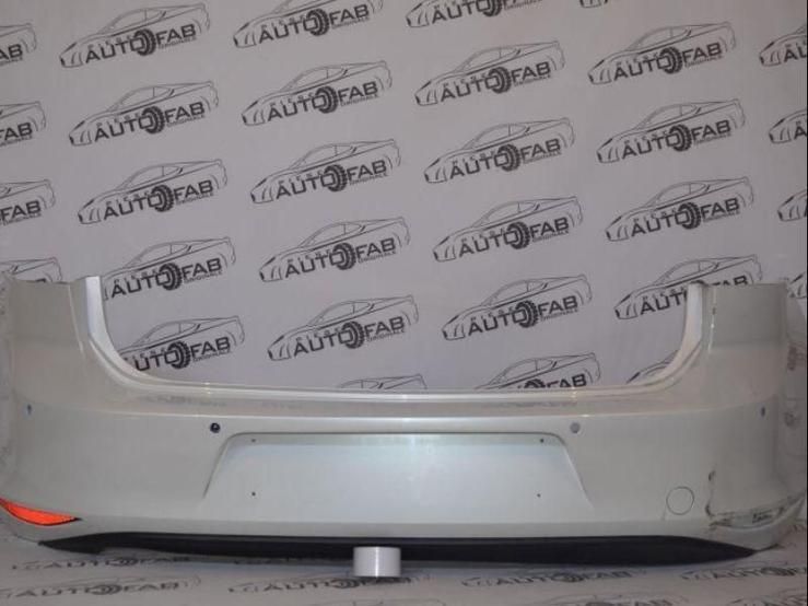 Bara spate Volkswagen Golf 7 Hatchback an 2013-2016 cu gauri pentru Parktronic si camere