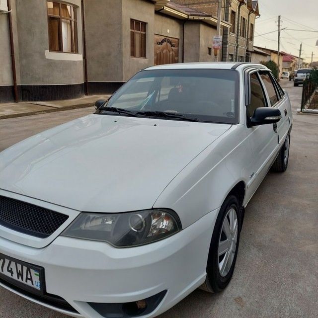 Moshina ideal sostayana olasiz haydisz . 184000 yurgan navarotvhalari