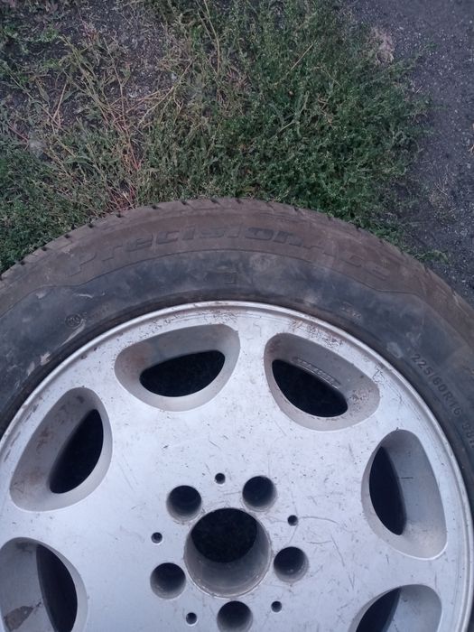 Продам один диск на Мерседес оригинал