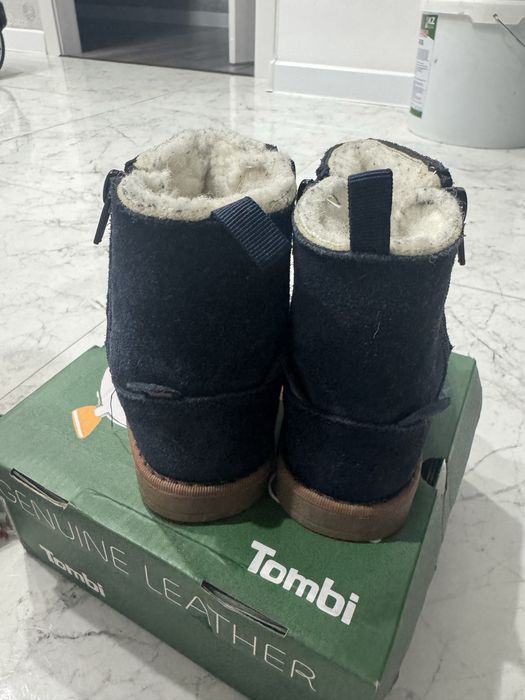 Продам Детские угги натуралки