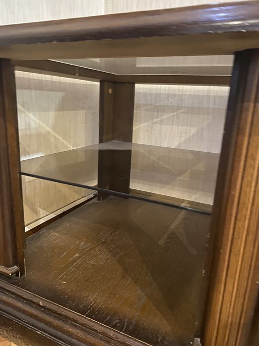 Продам журнальный столик