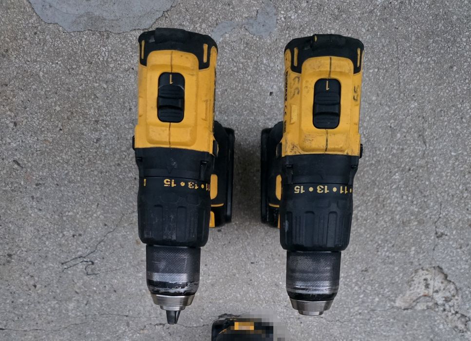 DeWalt  DCD778 filetanta cu percutie si acumulator
