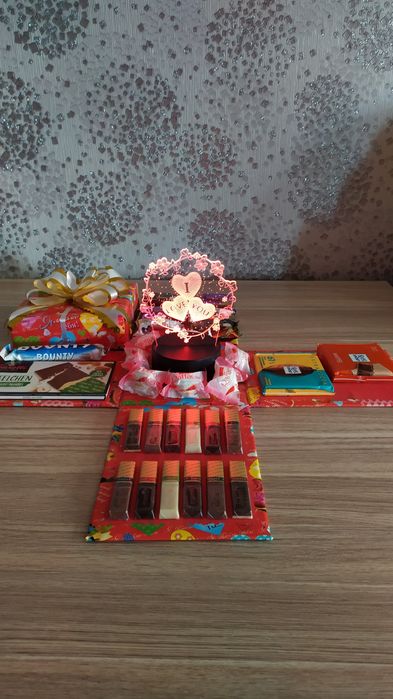 Подарочные коробки