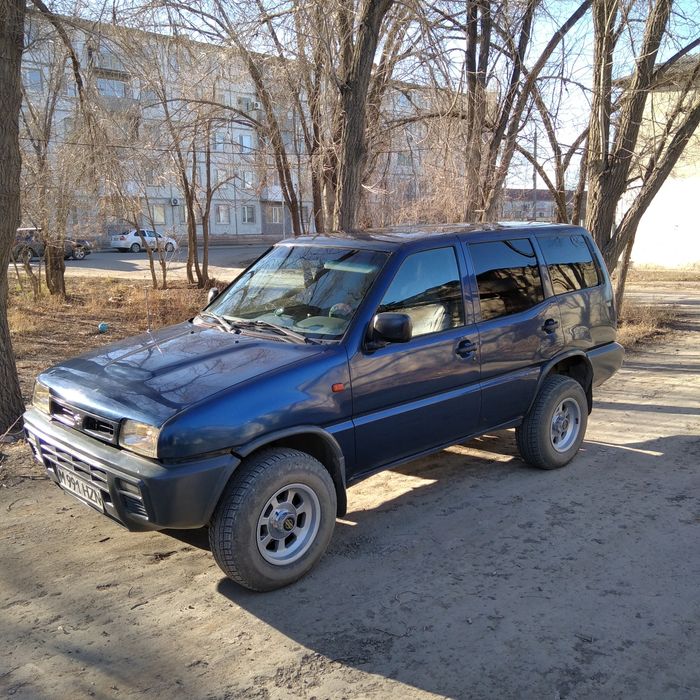 Ниссан теранно 2