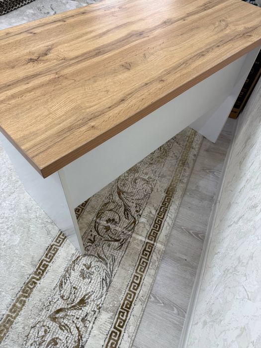 Стол или парта сотилади