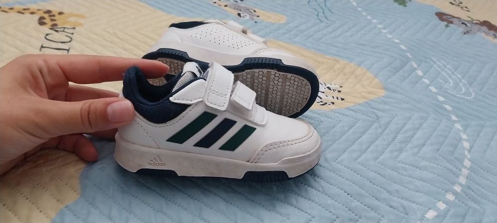 Детски маратонки Adidas  -номер 22