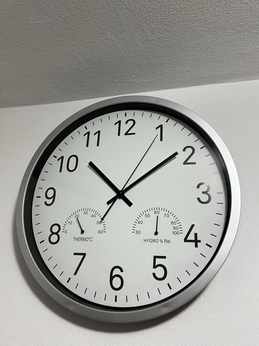 Ceas mare cu indictor termometru si umiditate