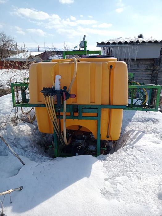 Опрыскиватель продам