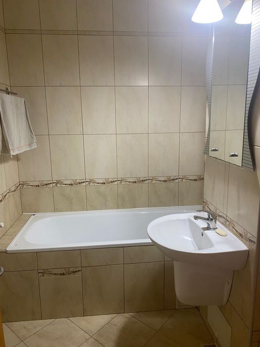 Apartament penteu inchiriere