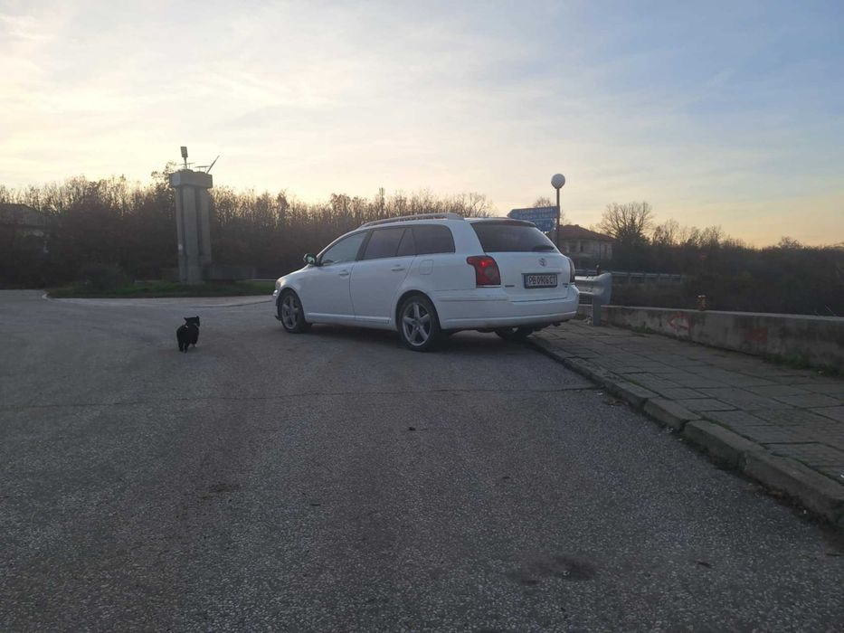 Тойота Авенсис 2006г