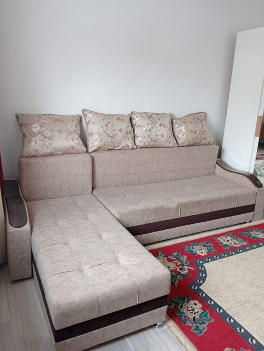 Продам угловой диван