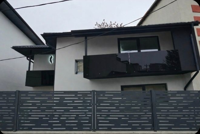 Casã Brâncoveanu lânga parc