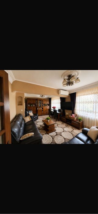 Apartament 4 camere suprafata 116 mp