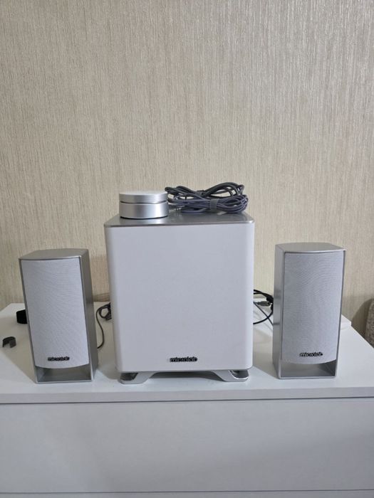 Колонки Microlab M-600ВТ 40 ватт 2.1
