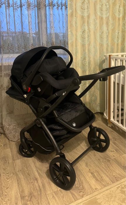 Продам коляску детскую