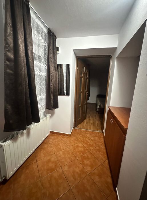 Apartament cu 1 camera de închiriat