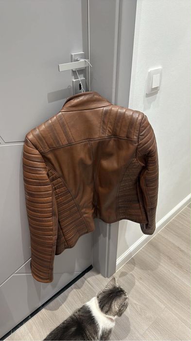 Geaca din piele naturala