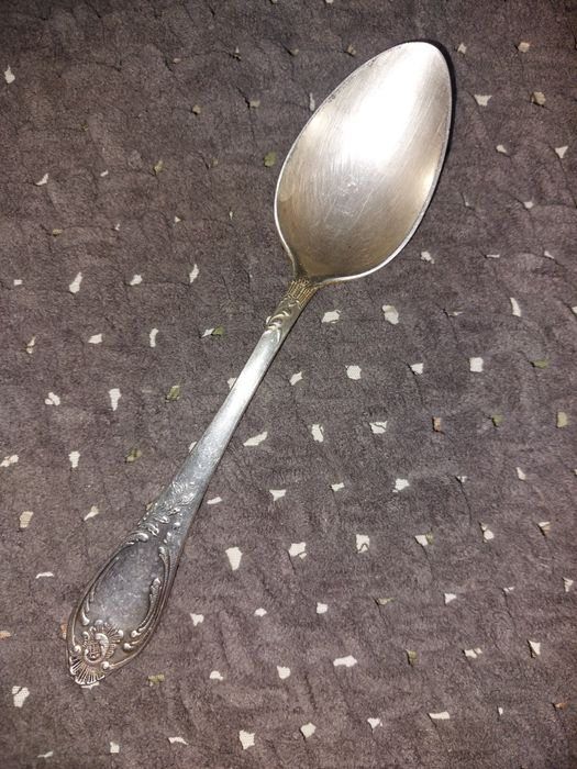 Столовые при.оры мельхиор