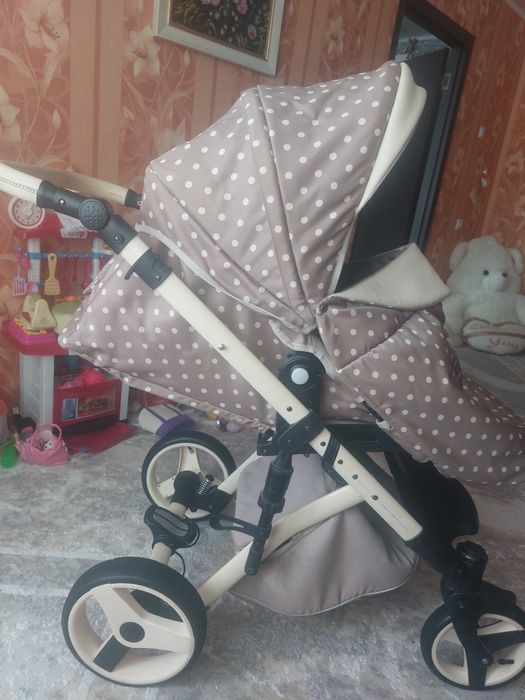 Продам коляску Lonex comfort 2 в 1
