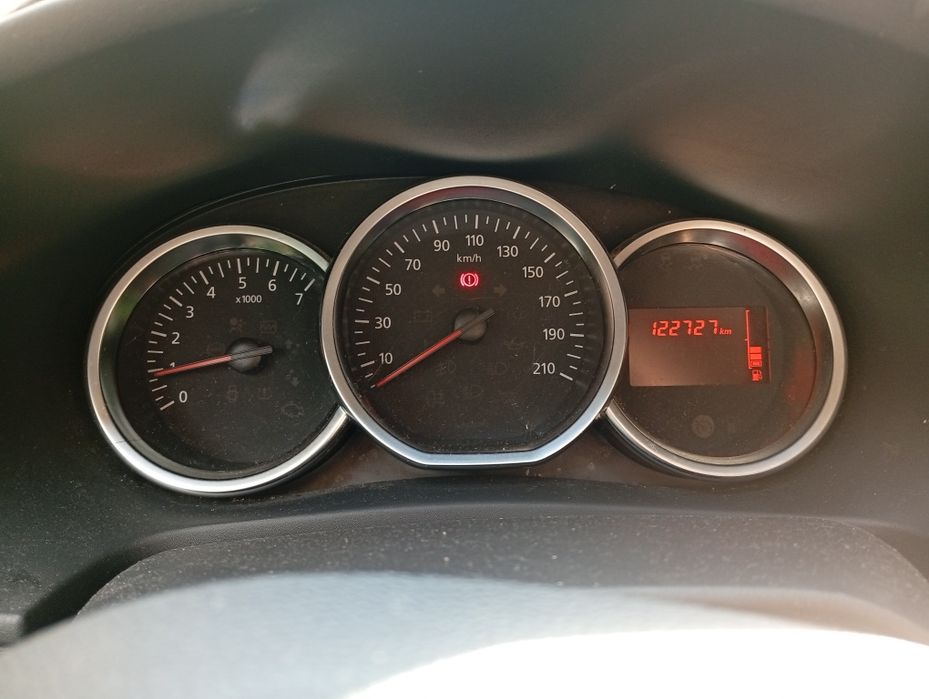 Vând Dacia Sandero