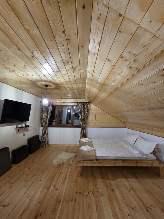 Închirieri cabane la  munte