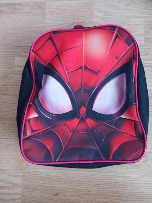 Vând ghiozdan gradinita