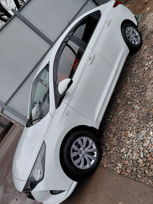 Хундай акцен сатылады