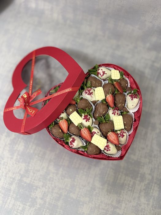 Подарок на 8 марте жене