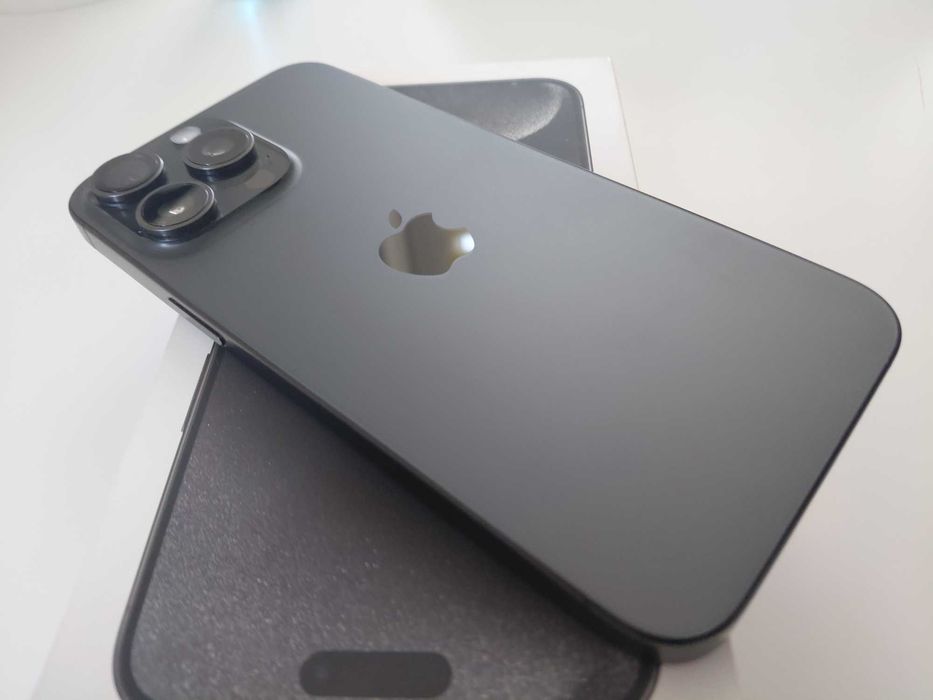 iPhone 15 Pro Max Titanium Black 512 GB impecabil